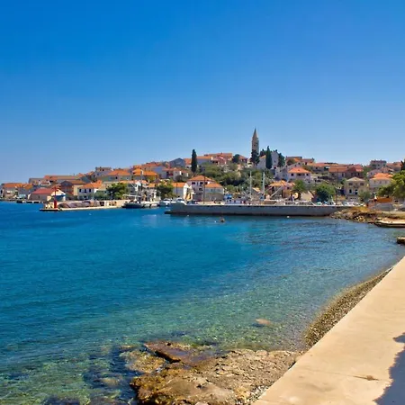 Apartment In With Sea View, Balcony, Air Conditioning, Wifi 4675-2 *
