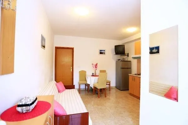 In With Sea View, Balcony, Air Conditioning, Wifi 4675-2 Апартаменты *